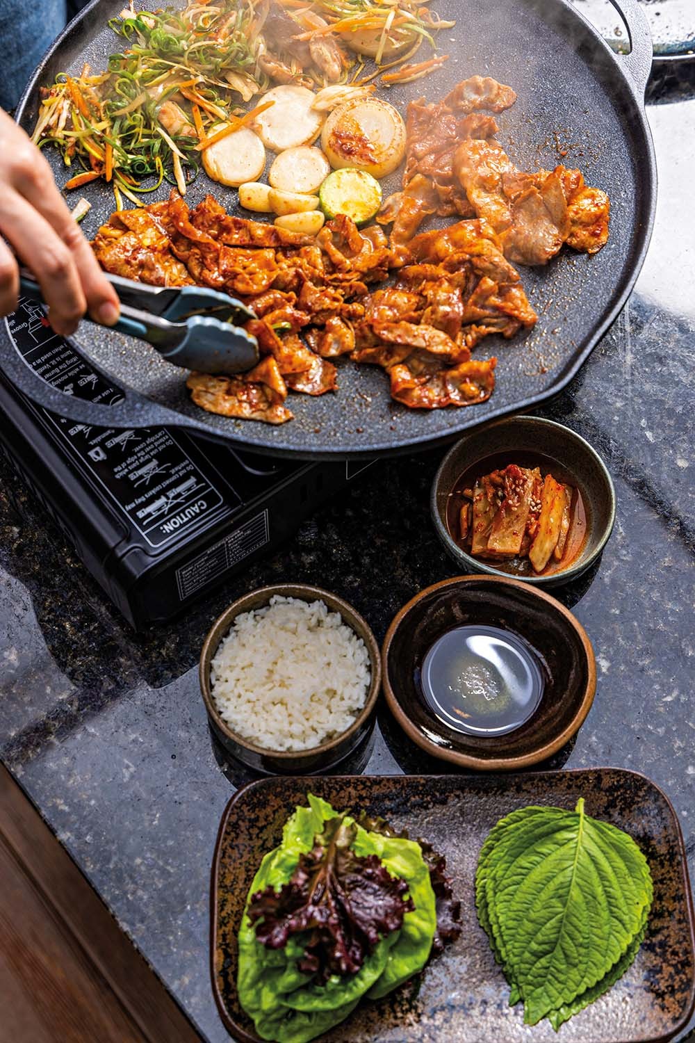 Samgyeopsal, a barriga de porco na chapa com legumes do Moktcha
