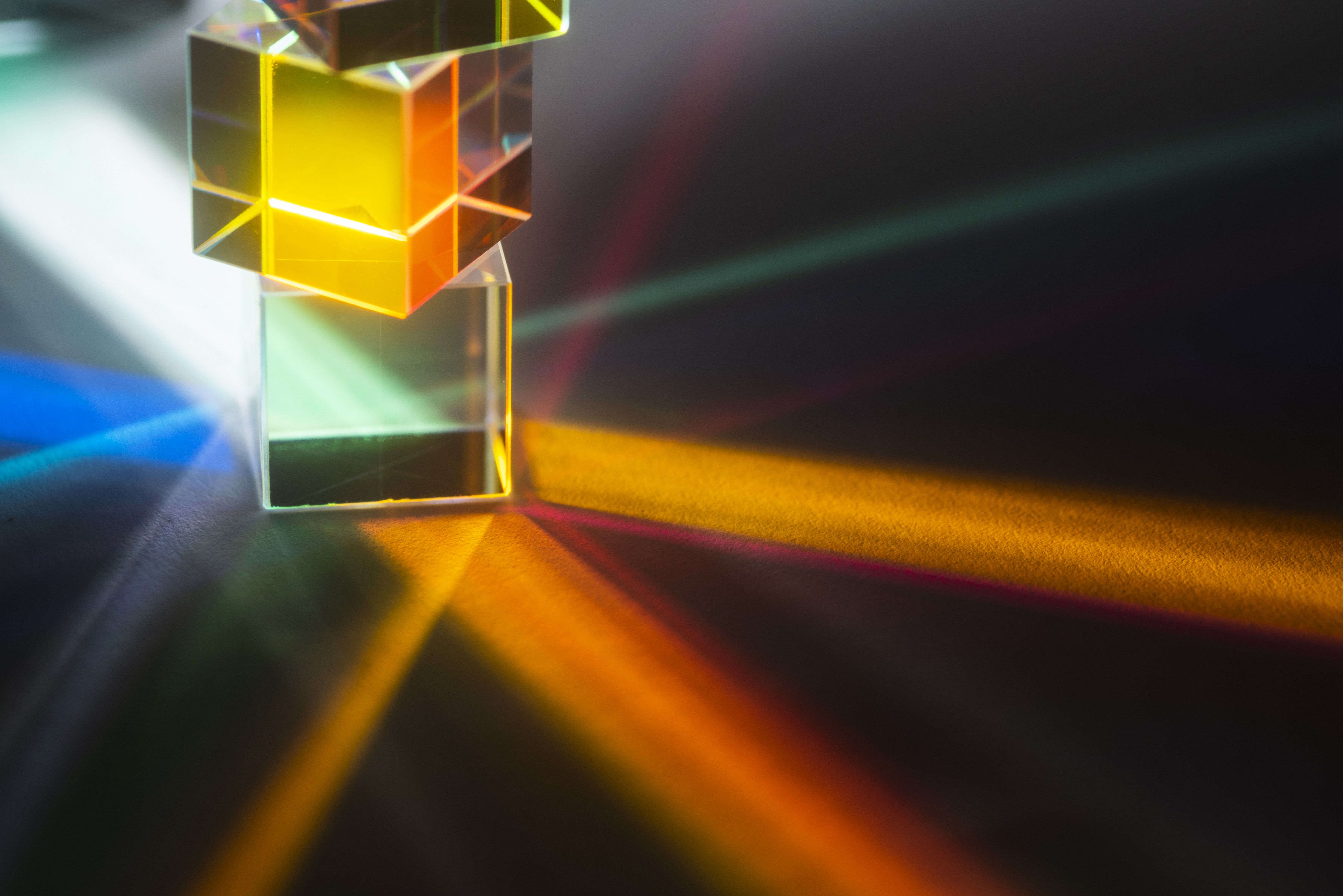 colorful-light-prisms-effect