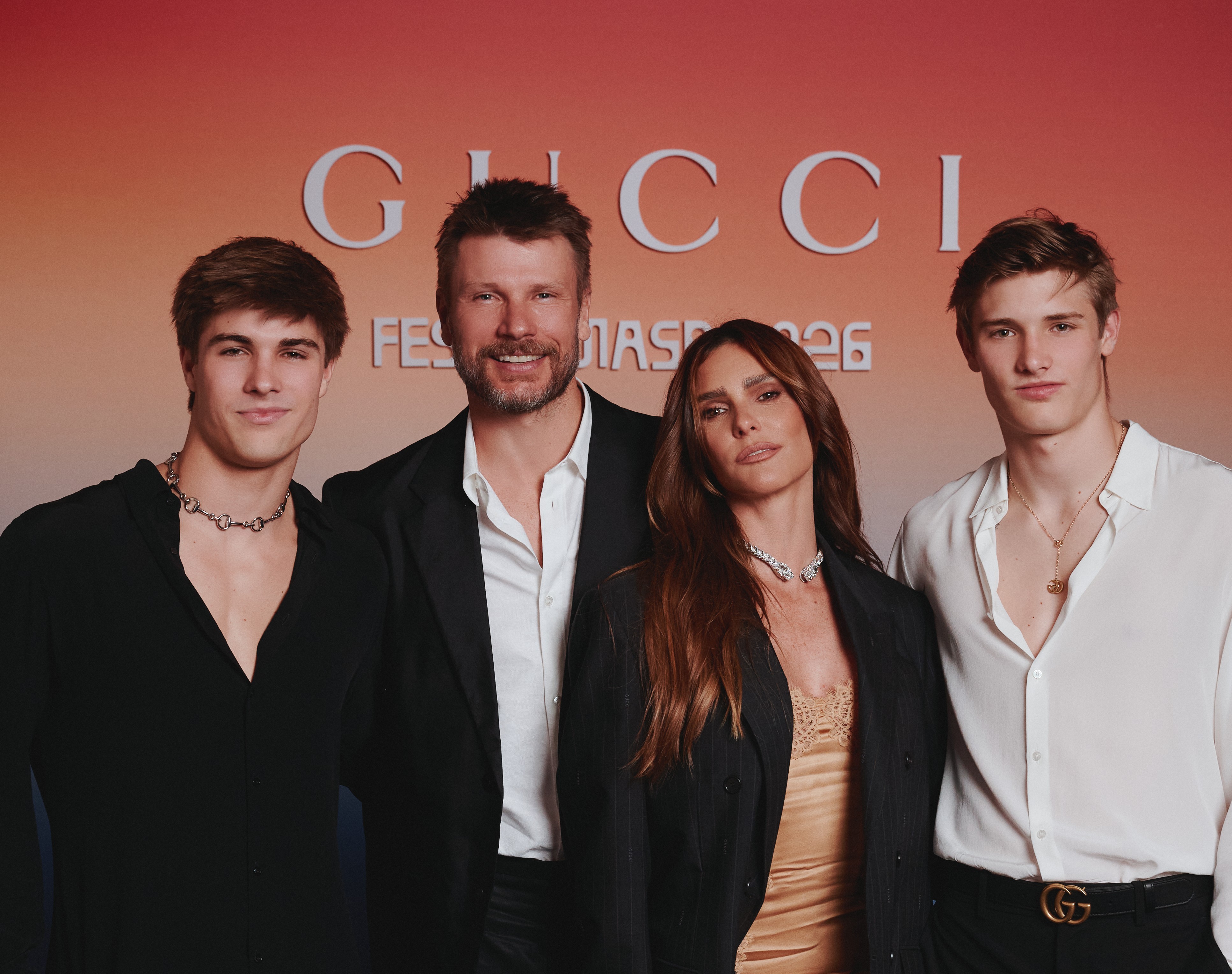 Quem são os filhos gêmeos de Fernanda Lima que viraram modelos aos 16 anos?